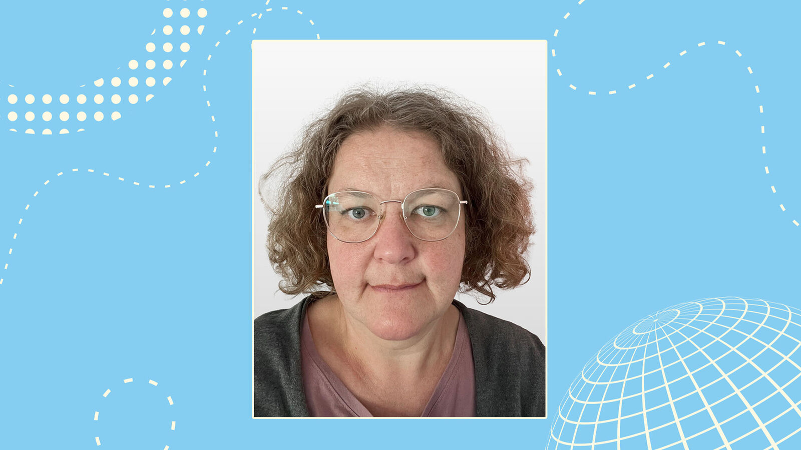 Porträtbild von Susanne Hennen
