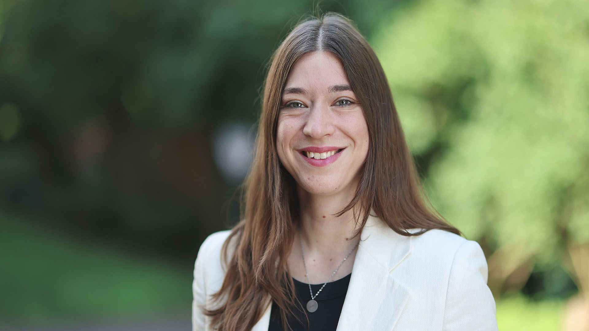 Porträtfoto von Sabrina Czink, Sachbearbeiterin beim LWV Hessen Integrationsamt